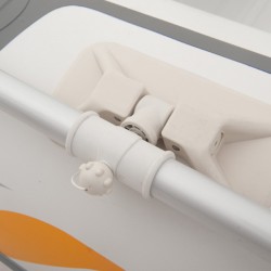 סירת גומי מקצועית רצפת עץ קשיחה אורך 330 ס"מ דגם דלוקס כולל 2 מושבי עץ BT-06330WD תוצרת אקווה מרינה Aqua Marina – בעלת תקן אירופאי CE