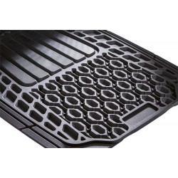 סט שטיחים אוניברסלי מפואר לרכב בעיצוב תלת מימד תוצרת IMOLA GRAND TRACK