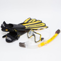 מארז  צלילה ושחייה מקצועי מסדרת Explorer , דגם VAYA כולל מסכה שנורקל וסנפירים תוצרת נשיונל ג'יאוגרפיק ™National Geographic 