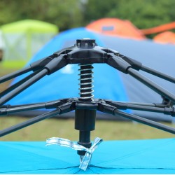 אוהל משפחתי ל- 3 אנשים  מנגנון פתיחה מהירה אוטומטי 2 דלתות, כניסה רחבה למחנאות קמפינג וטיול שטח PEKYNEW