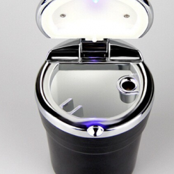 מאפרה לרכב עם תאורת LED אוטומטית מתאים לכל רכב