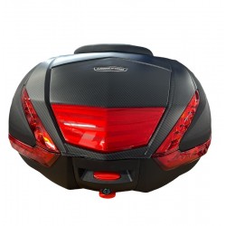 ארגז לאופנוע 52 ליטר ABS/PP כולל כיסוי קרבון כולל משענת גב מתאים גם לקטנוע או אופניים דגם E68  W L H צבע שחור 