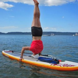 סאפ מתנפח מקצועי 18Psi  דגם XPRO4 כולל משוט לסאפ וליש אבטחה לרגל תוצרת SEAPRO  מידה 304/83 ס"מ