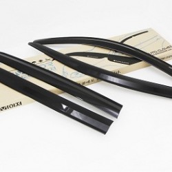 מגן רוח לרכב טיוטה קורולה  2013-2019 תוצרת AUTOCLOVER קוריאה - סט 4 חלקים הדבקה חיצונית 